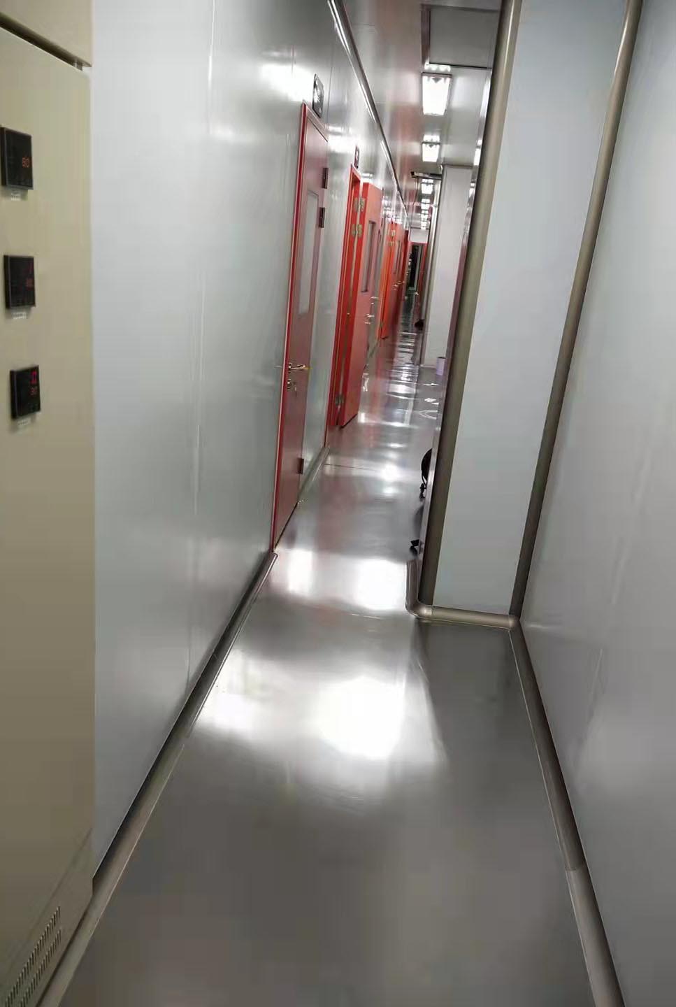 無塵自動<a href='http://www.i-party.cn/' target='_blank' title='噴漆設備' style='color:#eb2828'><strong>噴漆設備</strong></a>.jpg
